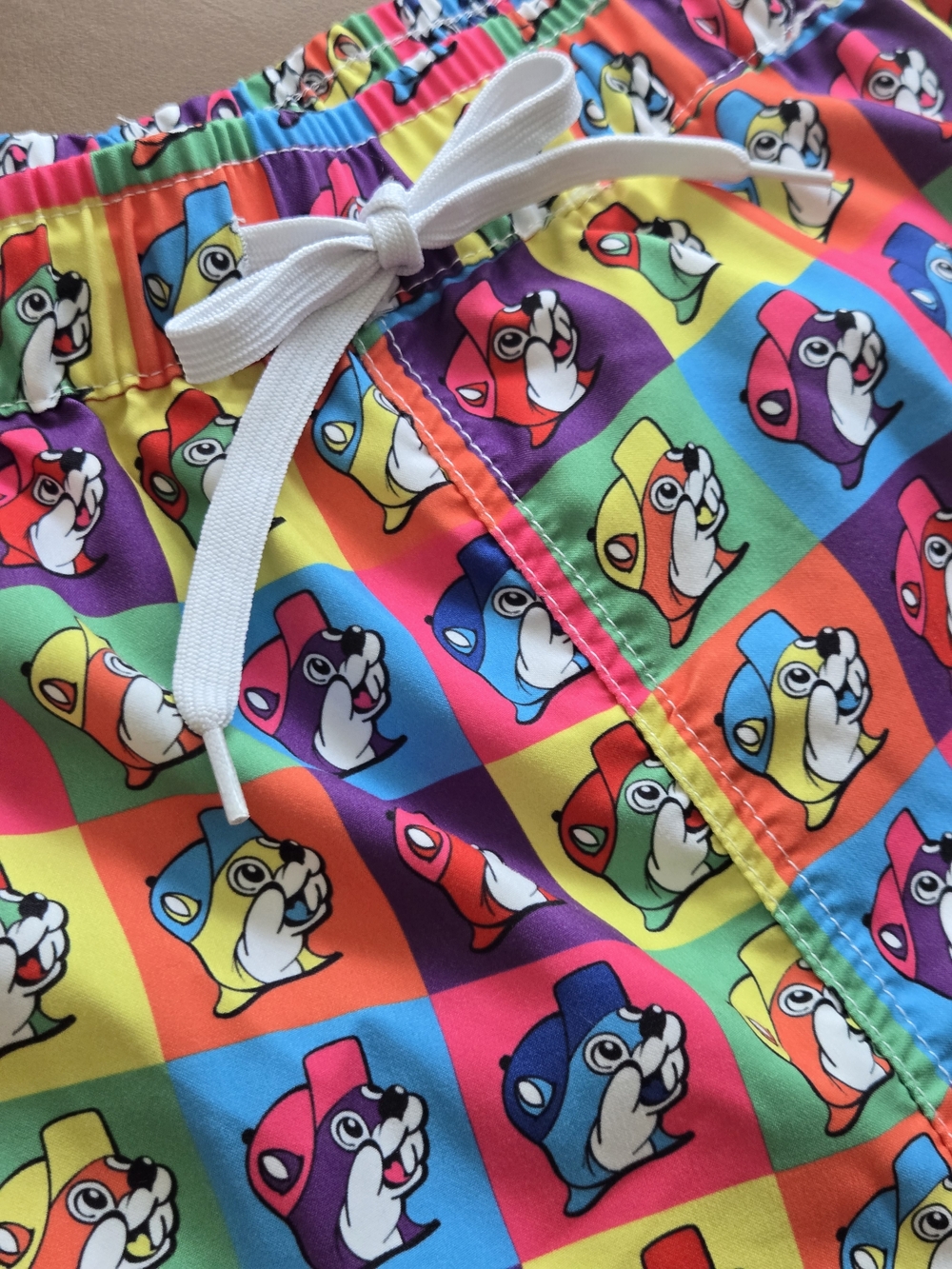 Buc-ee’s Rainbow Beaver Print Swim Trunks Boys XL